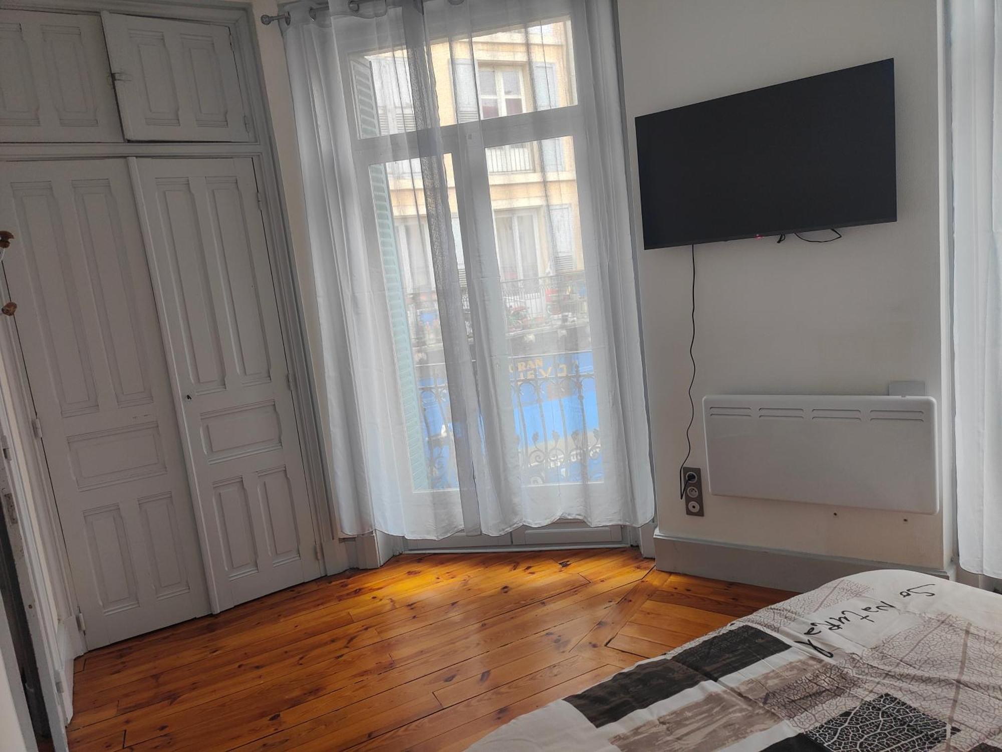 Le Paradis Cache Le Puy-en-Velay Exteriör bild