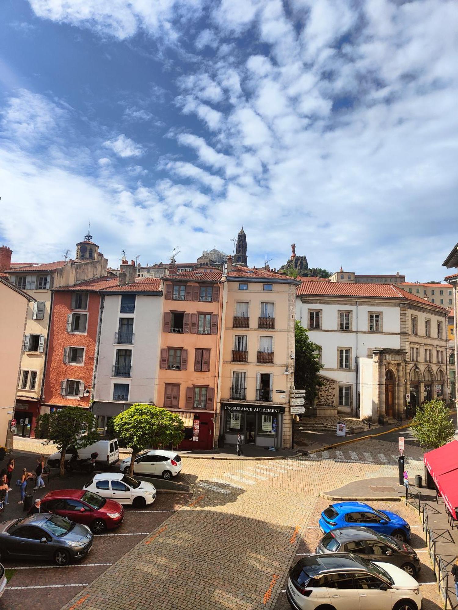Le Paradis Cache Le Puy-en-Velay Exteriör bild